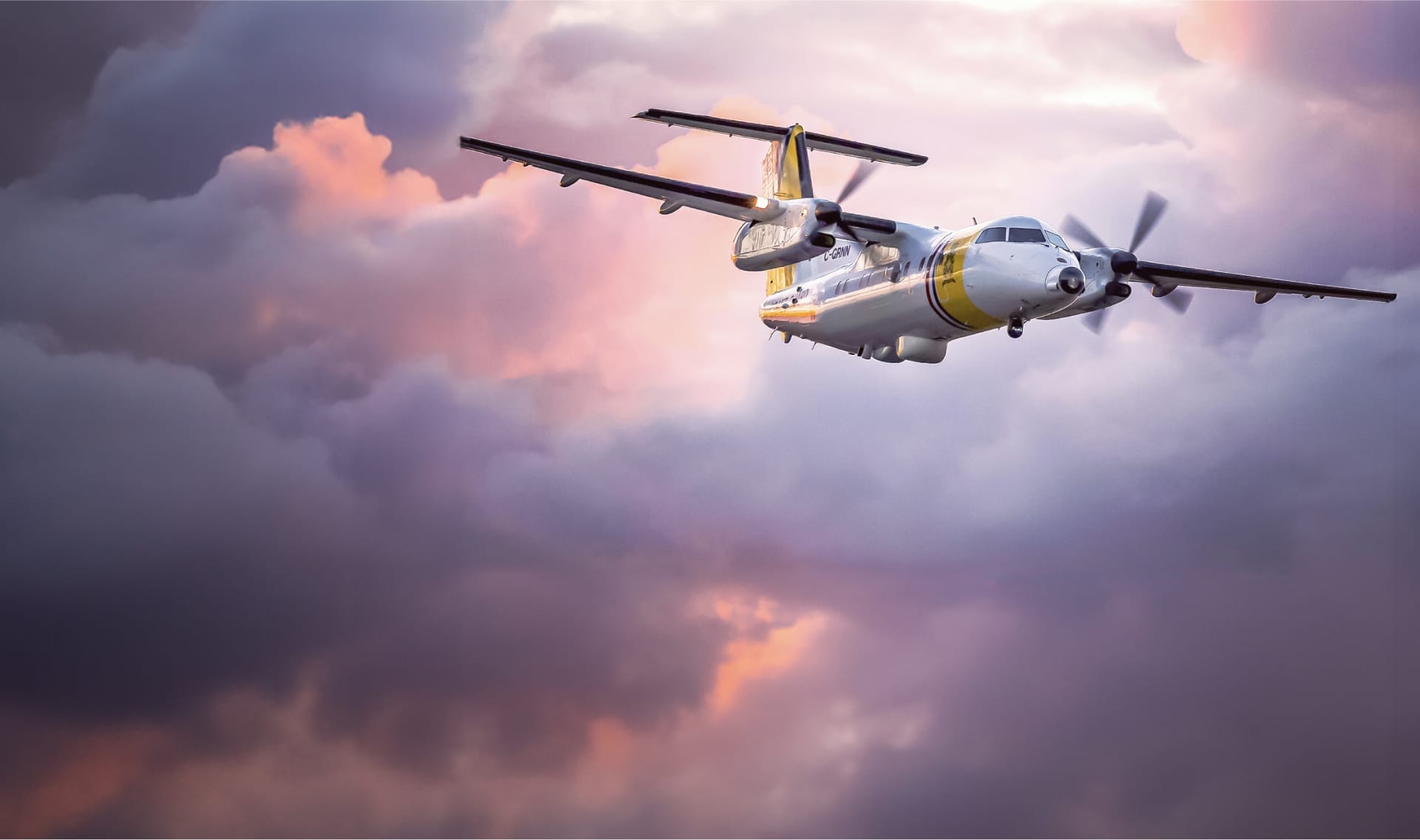 Afbeelding van de DCCG Dash-8 in de lucht